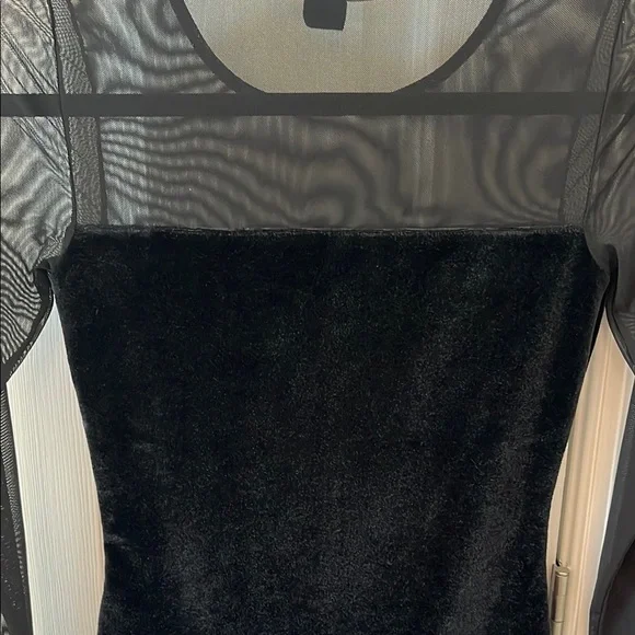 French Connection Black Velvet Long Sleeve Bodysuit NWOT - Picture 7 of 9